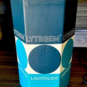 Vintage collectible Lightolier Lytegem desk lamp Michael Lax design.Cream color
